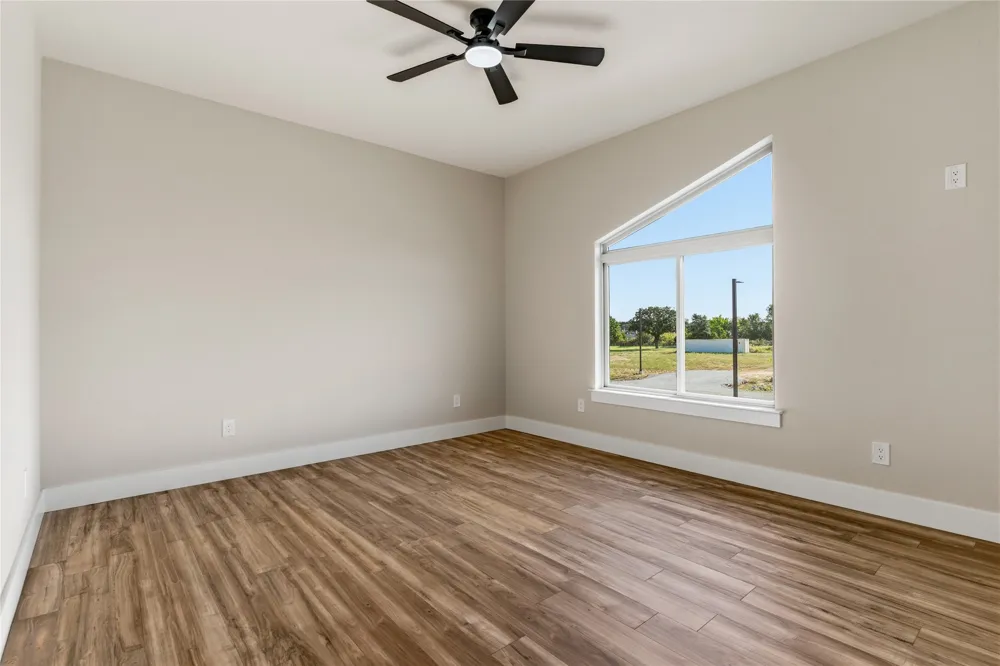 1003 Agua Escondida Court Springtown, TX 76082