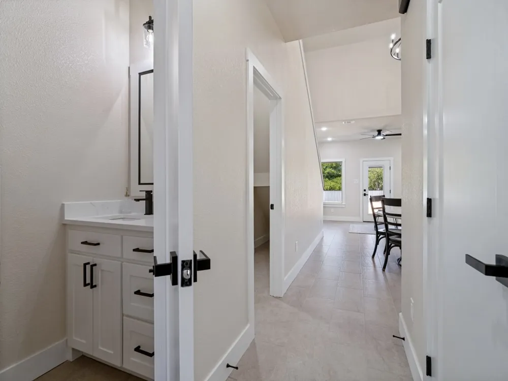 1005 Agua Escondida Court Springtown, TX 76082