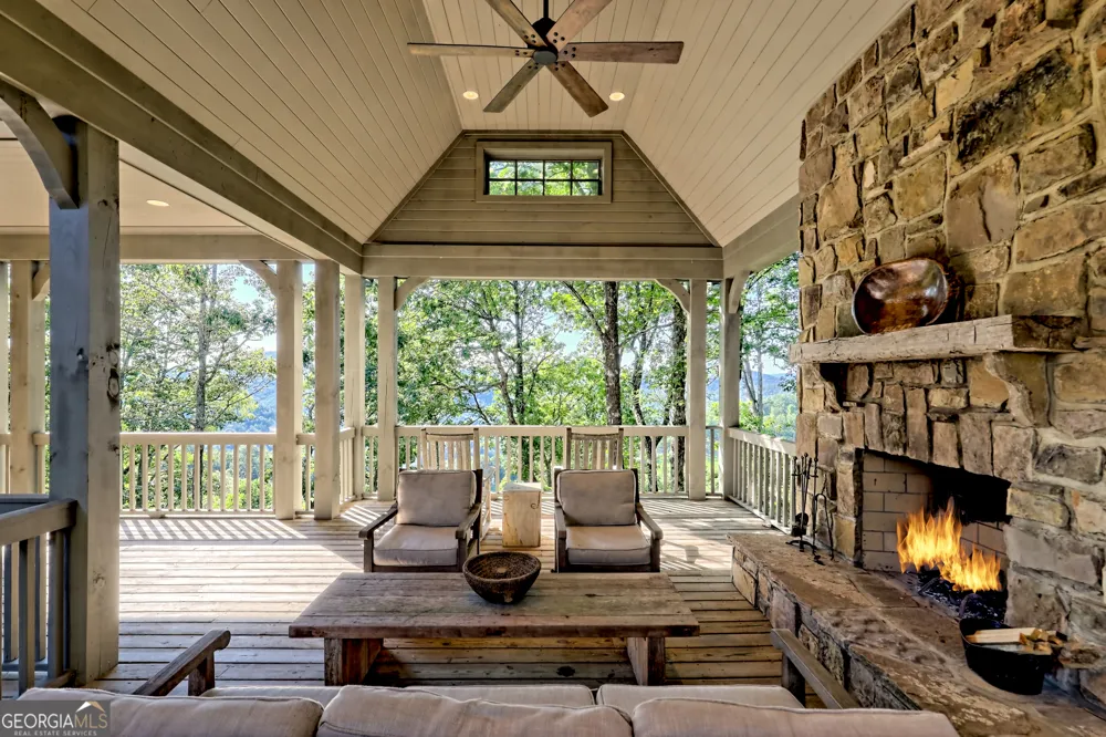 215 Grey Fox TRL Clayton, GA 30525