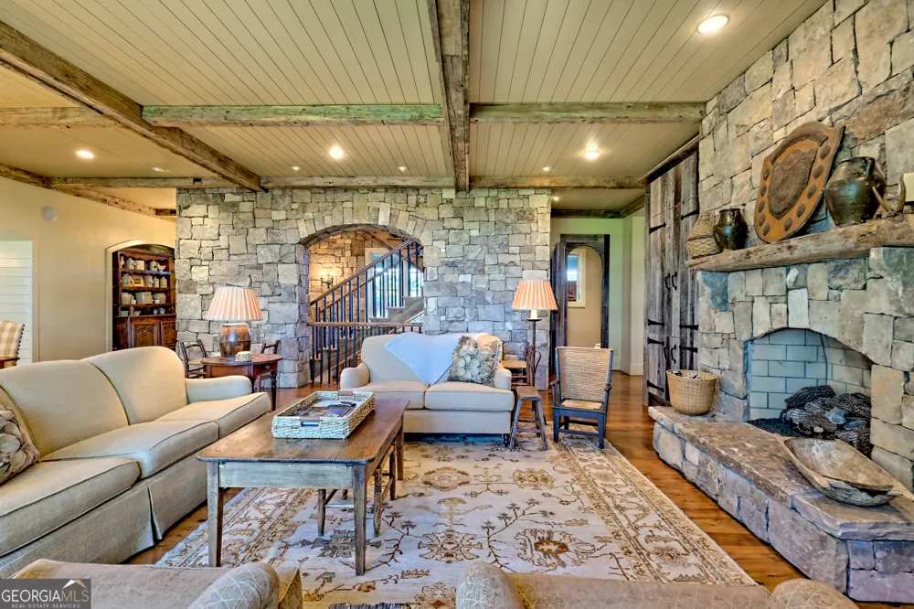 215 Grey Fox TRL Clayton, GA 30525