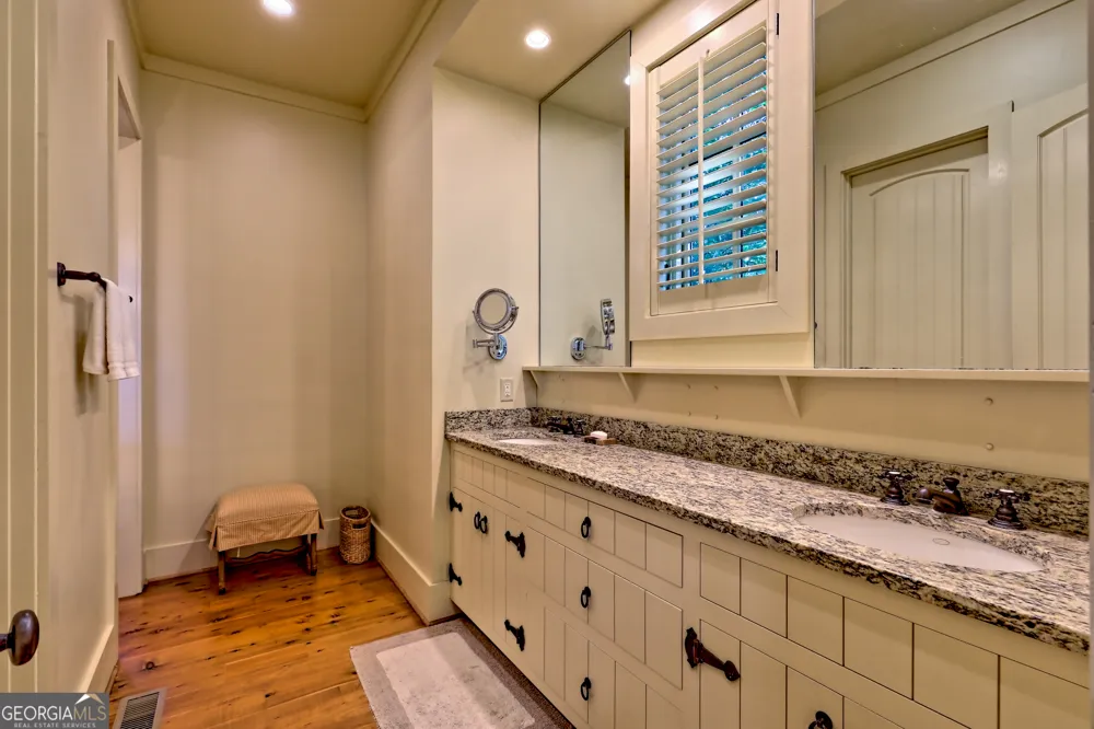 215 Grey Fox TRL Clayton, GA 30525