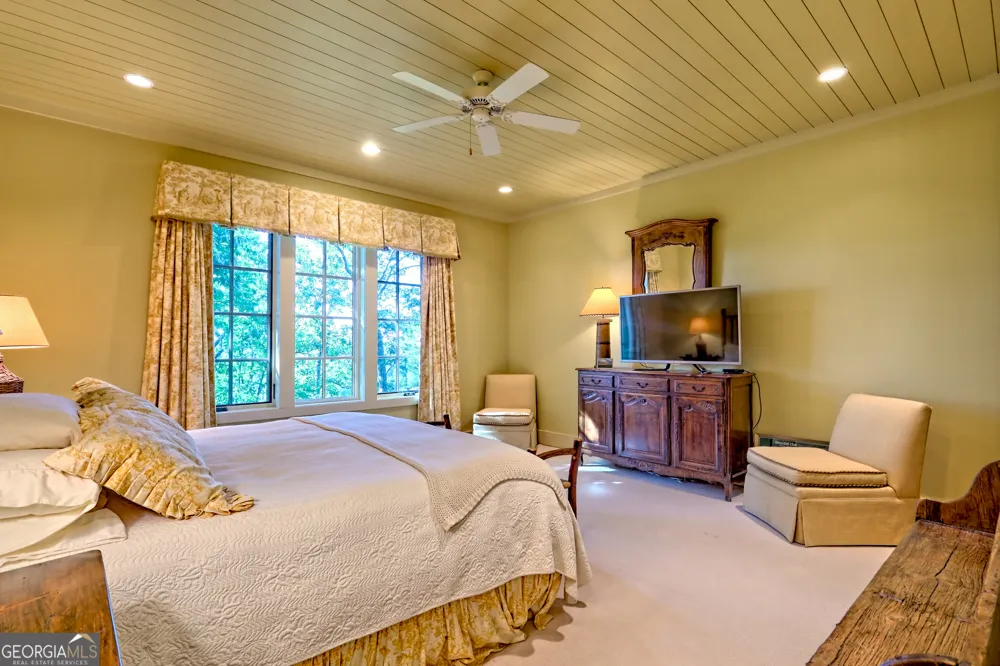215 Grey Fox TRL Clayton, GA 30525