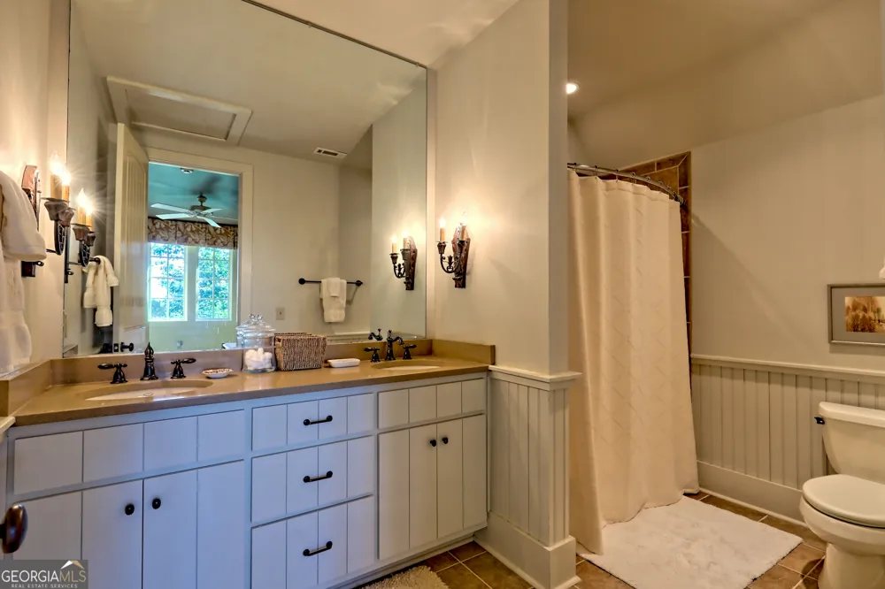 215 Grey Fox TRL Clayton, GA 30525