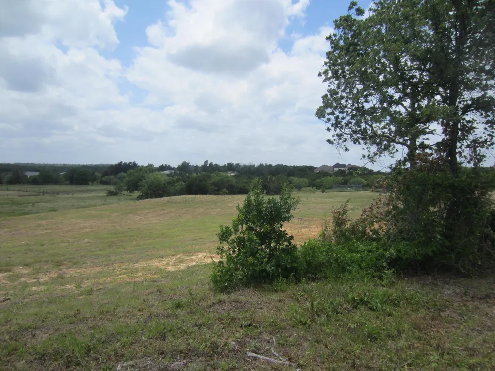 2023 Veal Circle Weatherford, TX 76085