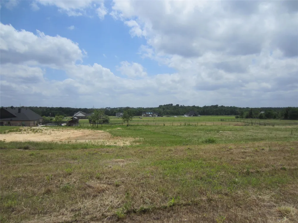 2023 Veal Circle Weatherford, TX 76085