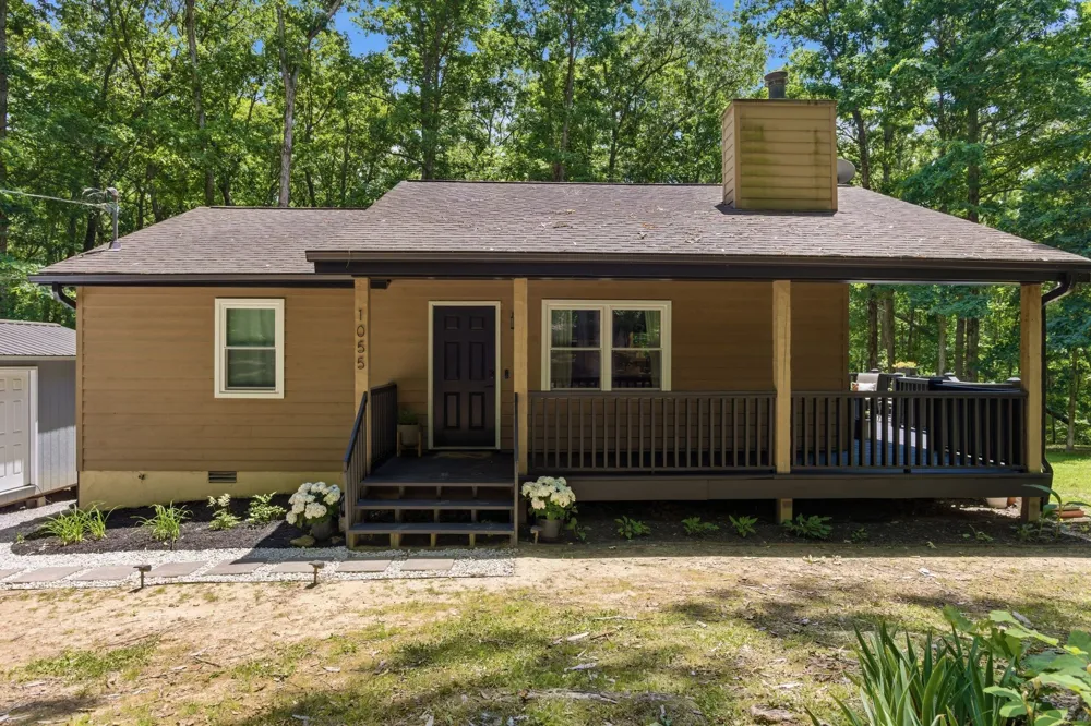 1055 Lonesome Pine Rd Kingston Springs, TN 37082