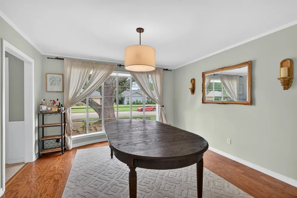 7501 Camelback Drive Shreveport, LA 71105