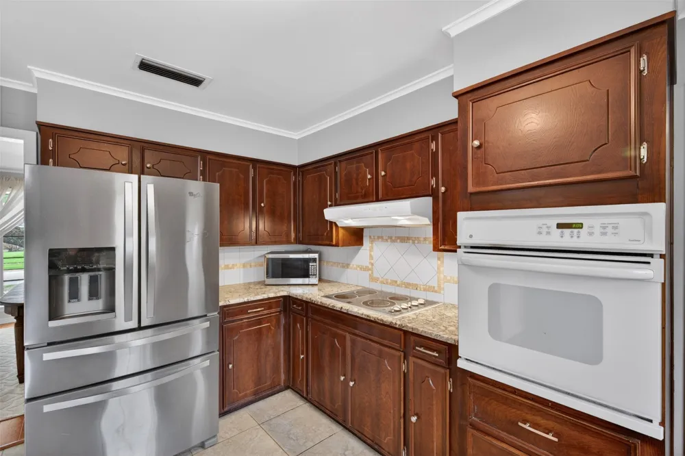 7501 Camelback Drive Shreveport, LA 71105