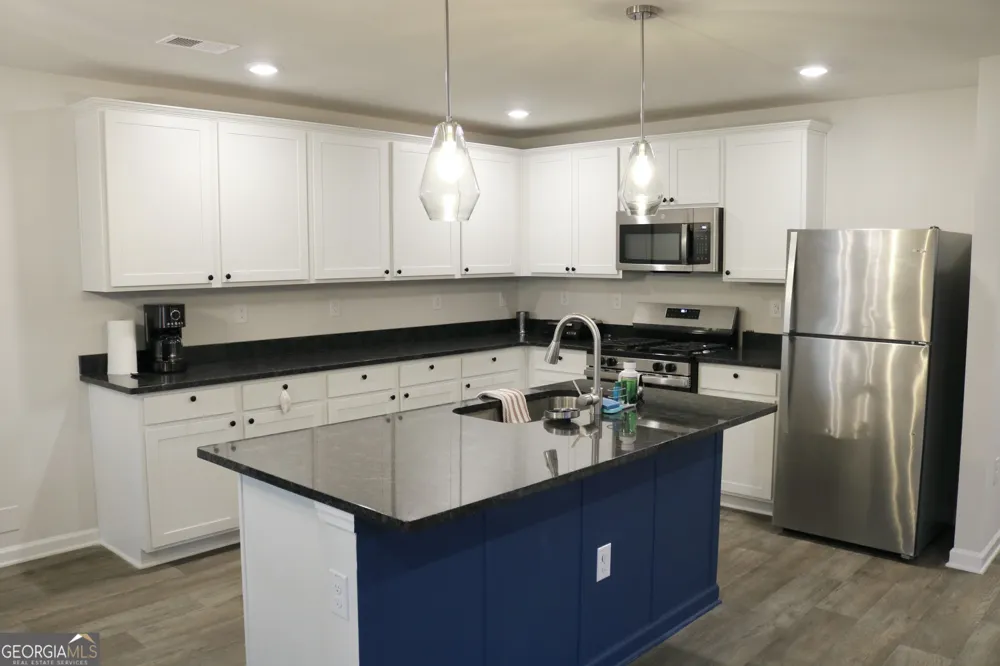 204 River Meadow DR LaGrange, GA 30241