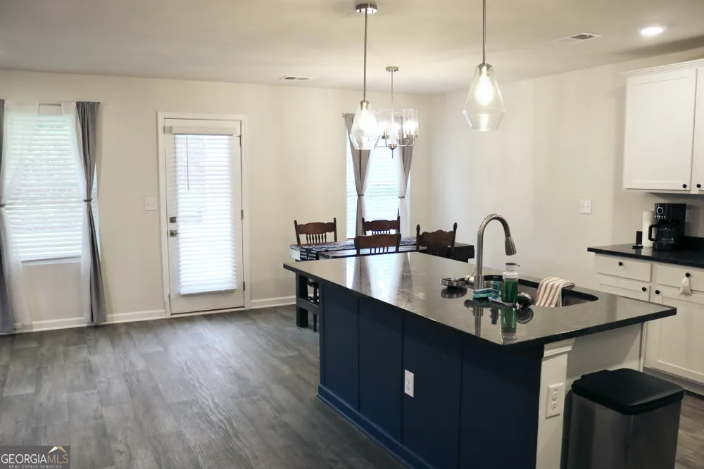 204 River Meadow DR LaGrange, GA 30241