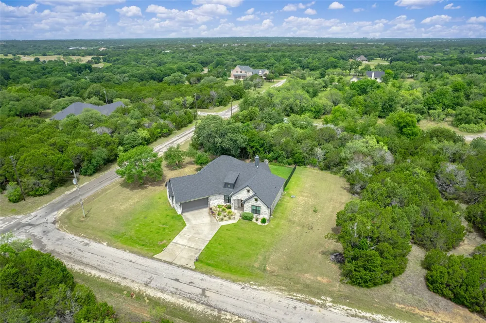 18107 Forrest Drive Whitney, TX 76692