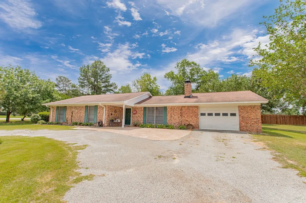 324 Texas Drive Hideaway, TX 75771