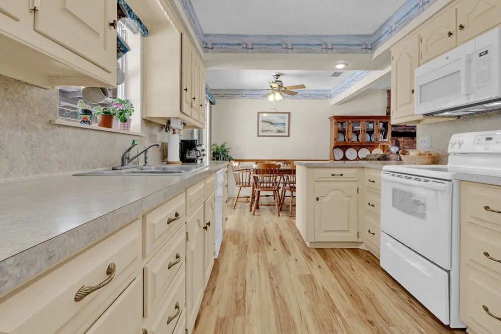 324 Texas Drive Hideaway, TX 75771