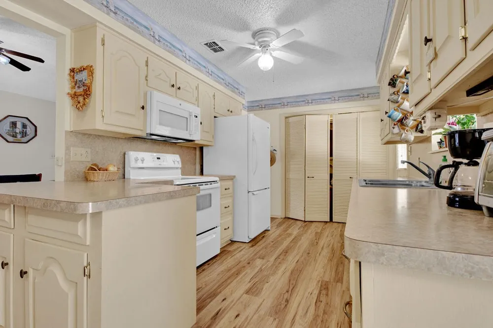 324 Texas Drive Hideaway, TX 75771