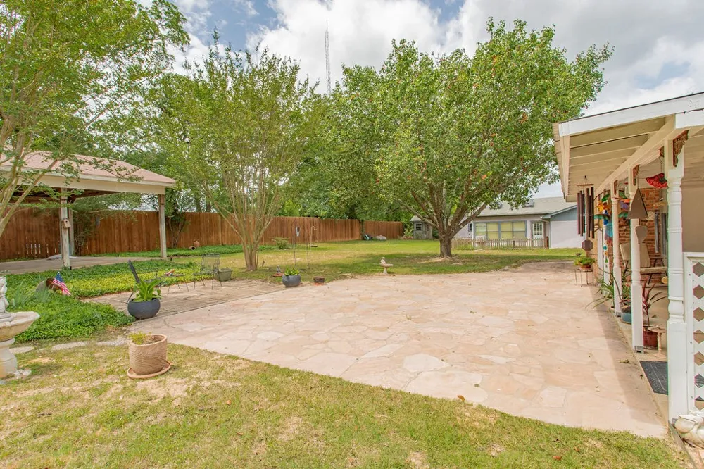 324 Texas Drive Hideaway, TX 75771
