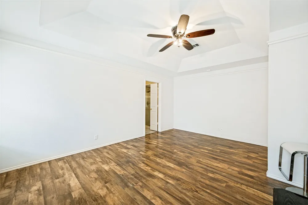 104 Creek Side Court Kennedale, TX 76060