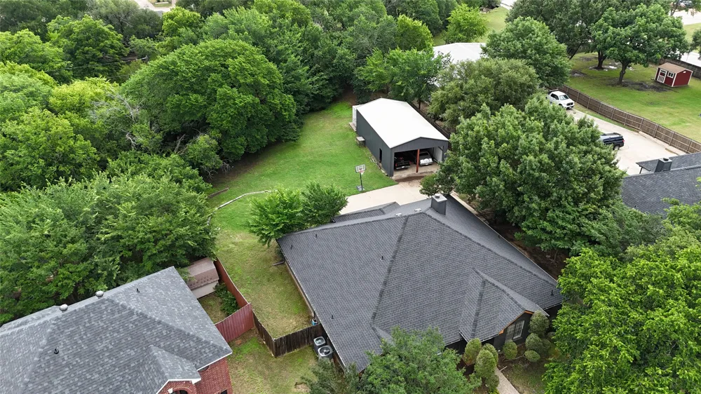 104 Creek Side Court Kennedale, TX 76060