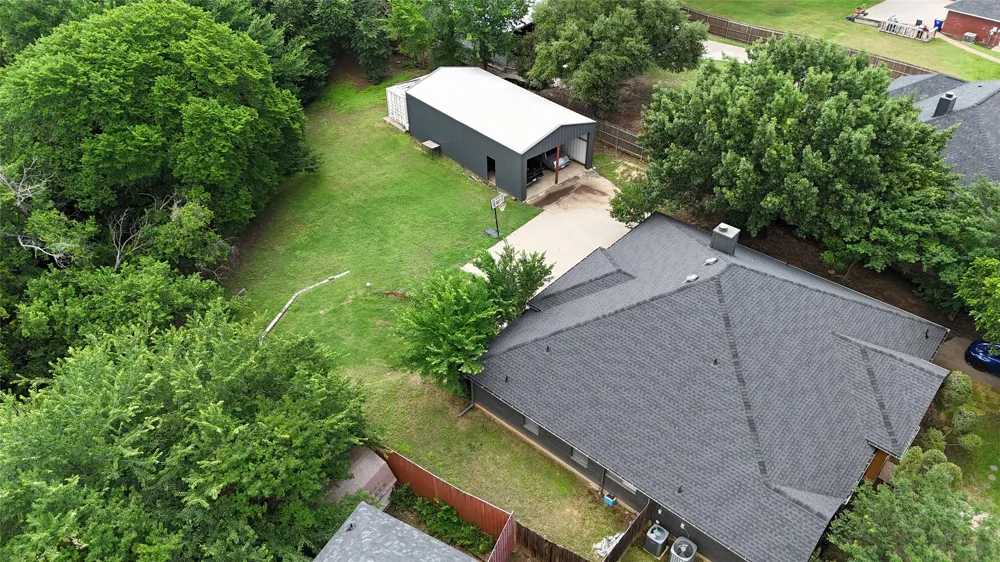 104 Creek Side Court Kennedale, TX 76060