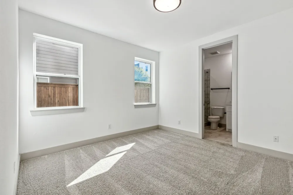 2541 Carmelita Street Dallas, TX 75212