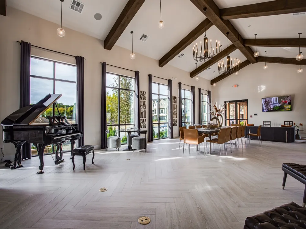 2541 Carmelita Street Dallas, TX 75212