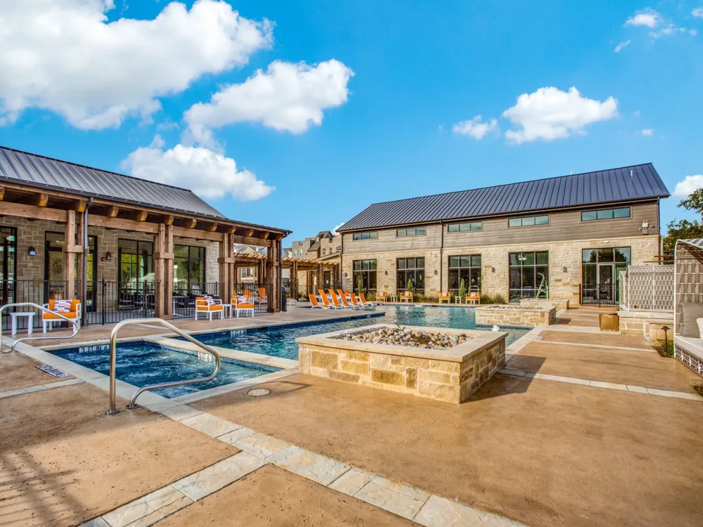 2541 Carmelita Street Dallas, TX 75212