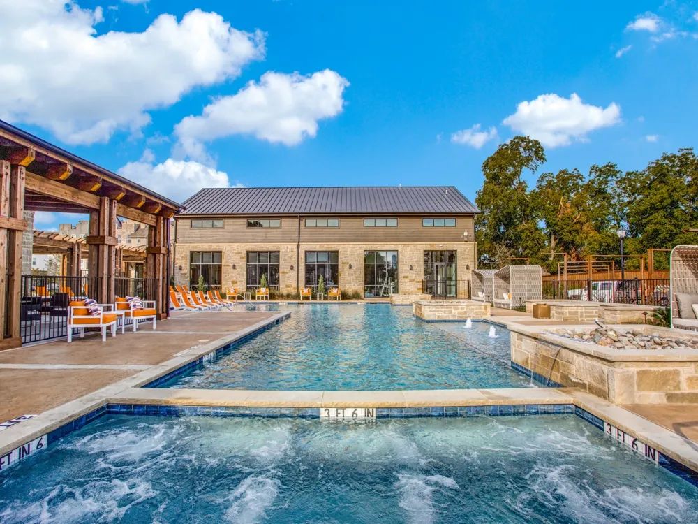2541 Carmelita Street Dallas, TX 75212