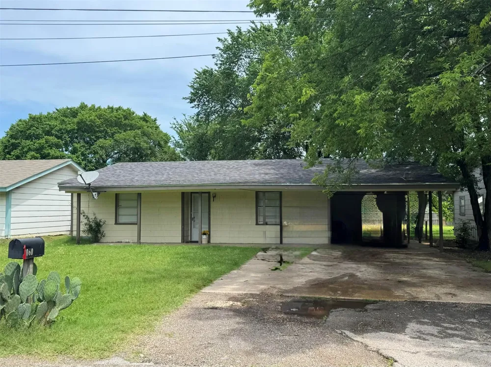 4515 SE Loop 286 Paris, TX 75460