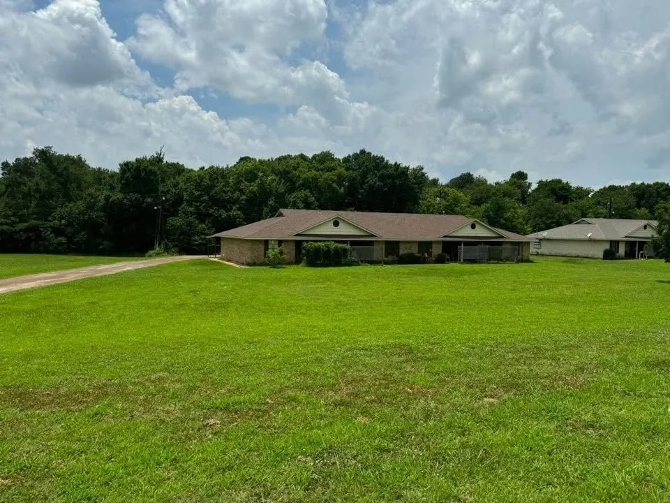 4515 SE Loop 286 Paris, TX 75460