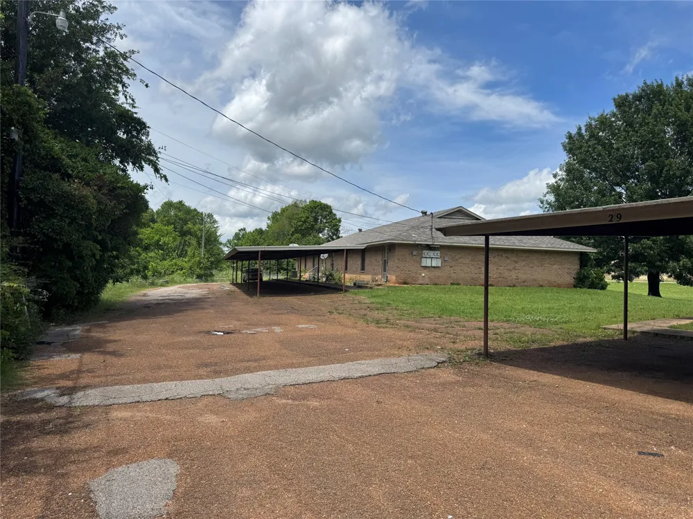 4515 SE Loop 286 Paris, TX 75460