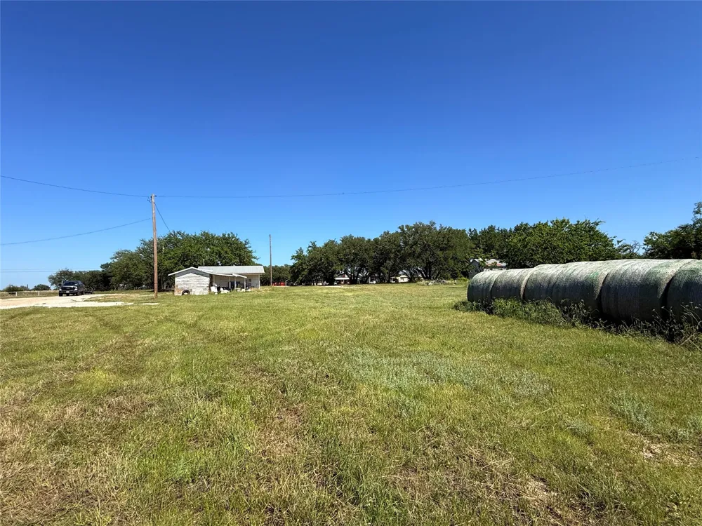 913 Rice Hamilton, TX 76531