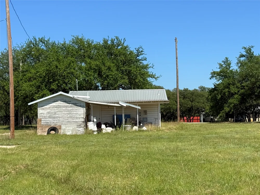 913 Rice Hamilton, TX 76531