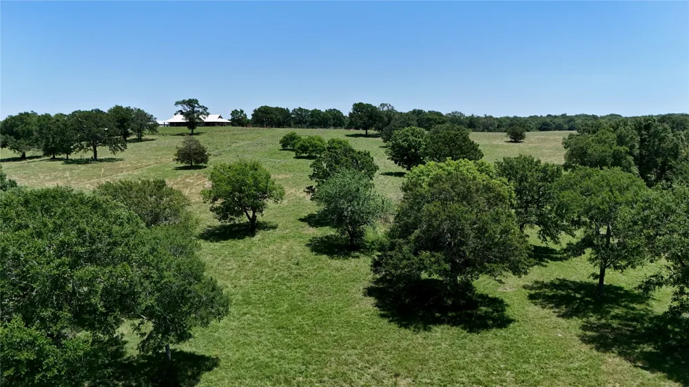 1053 ACR 499 Athens, TX 75751
