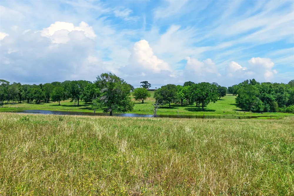 1053 ACR 499 Athens, TX 75751