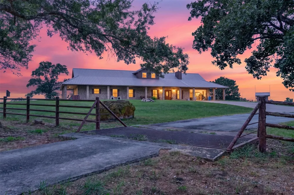 1053 ACR 499 Athens, TX 75751
