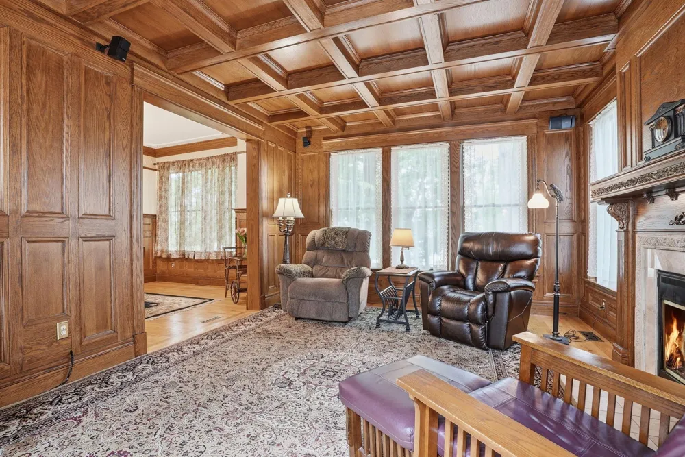 2940 Labore Road Little Canada, MN 55109