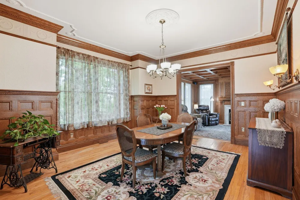 2940 Labore Road Little Canada, MN 55109