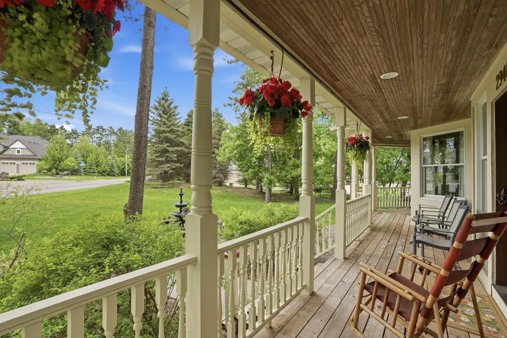 2940 Labore Road Little Canada, MN 55109