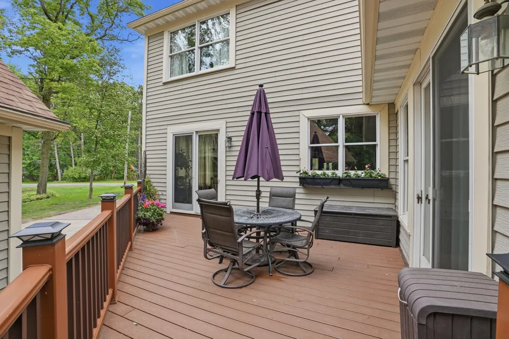 2940 Labore Road Little Canada, MN 55109