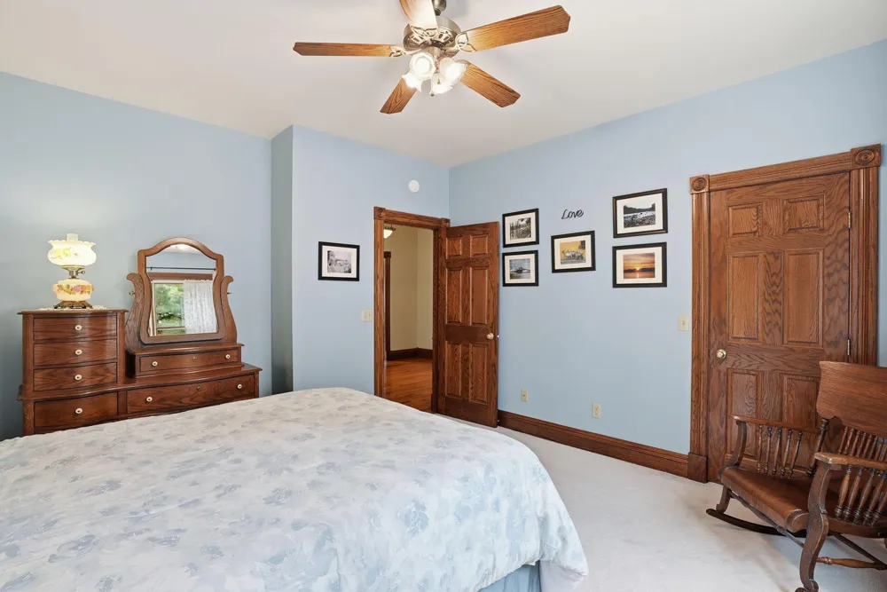 2940 Labore Road Little Canada, MN 55109