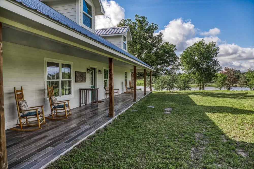 1237 Private Road 2181 Giddings, TX 78942