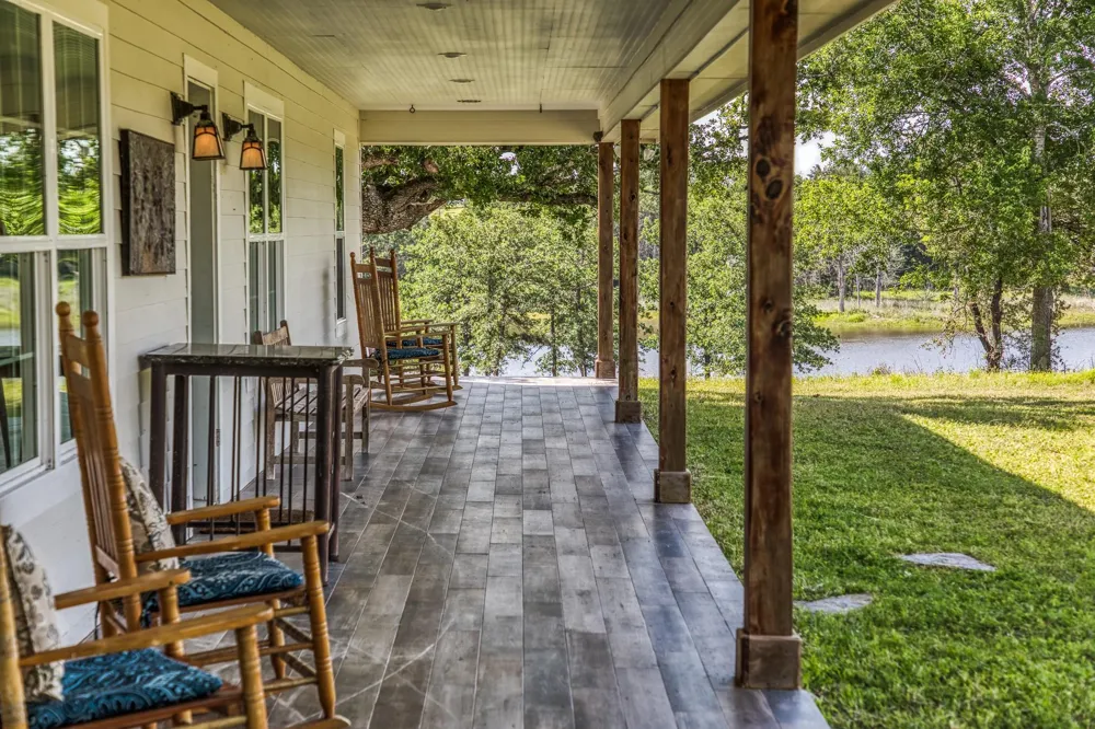 1237 Private Road 2181 Giddings, TX 78942