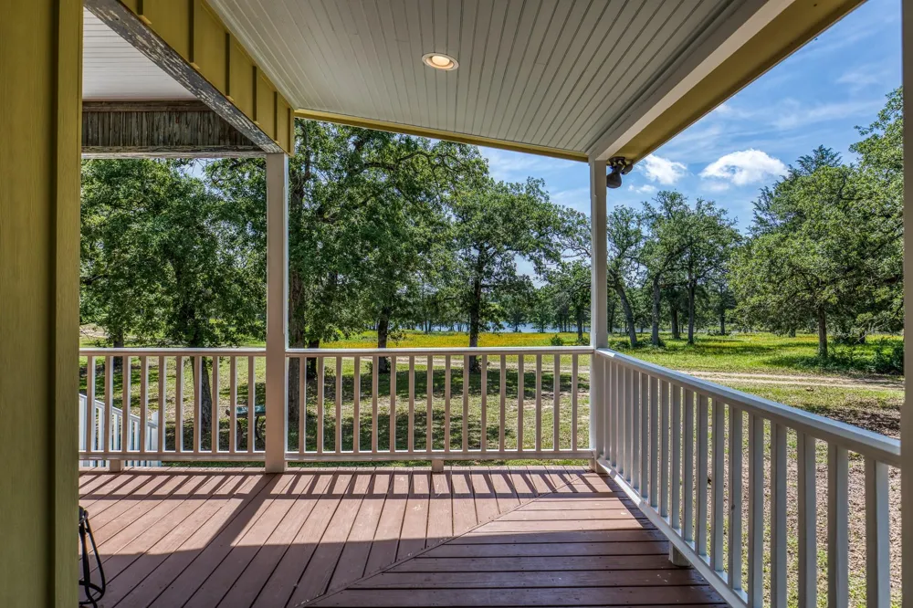 1237 Private Road 2181 Giddings, TX 78942