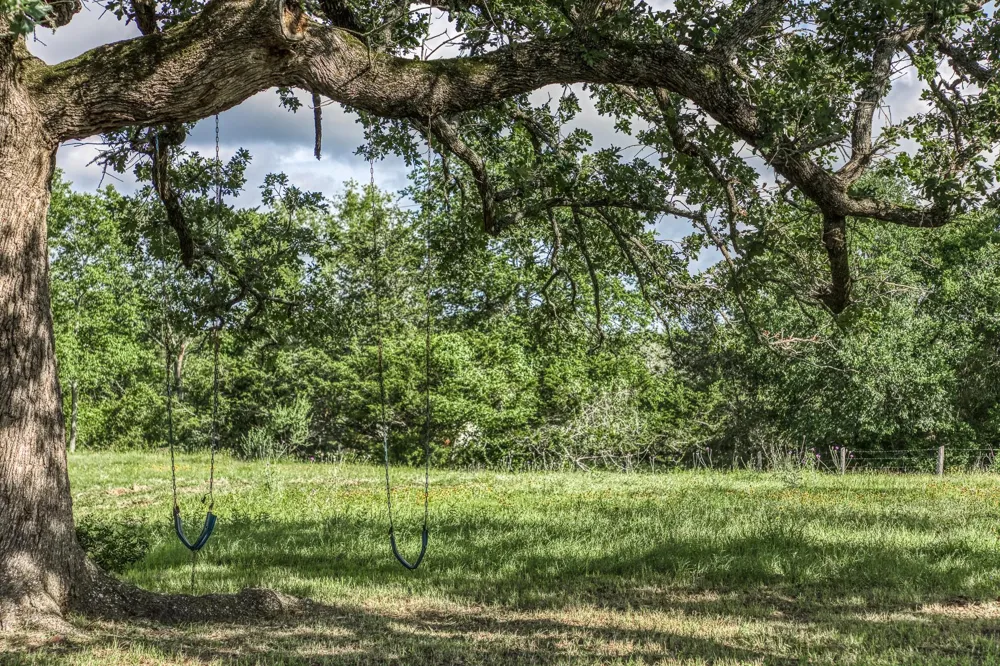 1237 Private Road 2181 Giddings, TX 78942