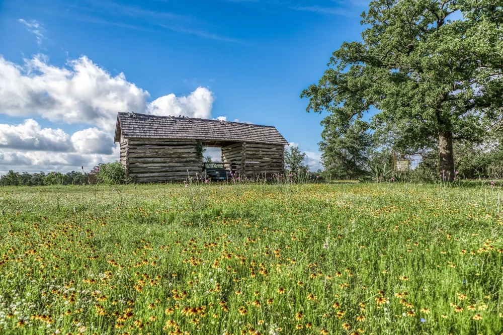 1237 Private Road 2181 Giddings, TX 78942