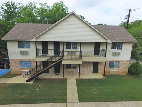 630 Schmitz Avenue #3