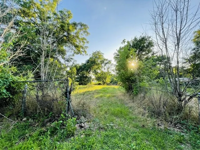 628 S Johnson Street Mineola, TX 75773