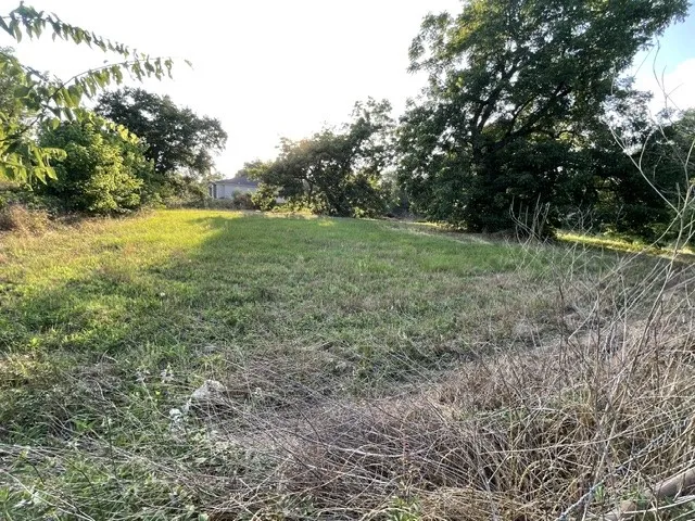 628 S Johnson Street Mineola, TX 75773