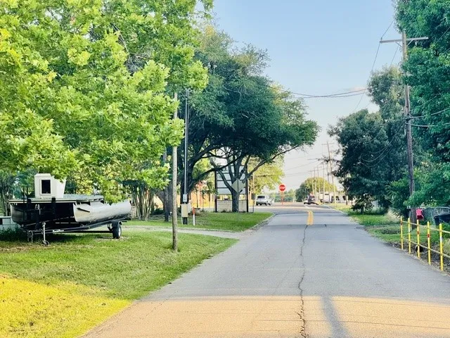 628 S Johnson Street Mineola, TX 75773