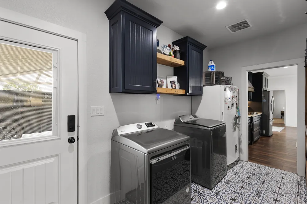 137 County Road 3351 Paradise, TX 76073