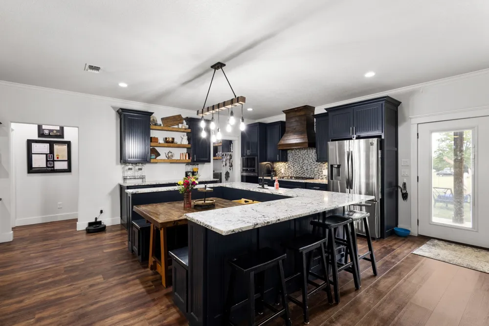 137 County Road 3351 Paradise, TX 76073
